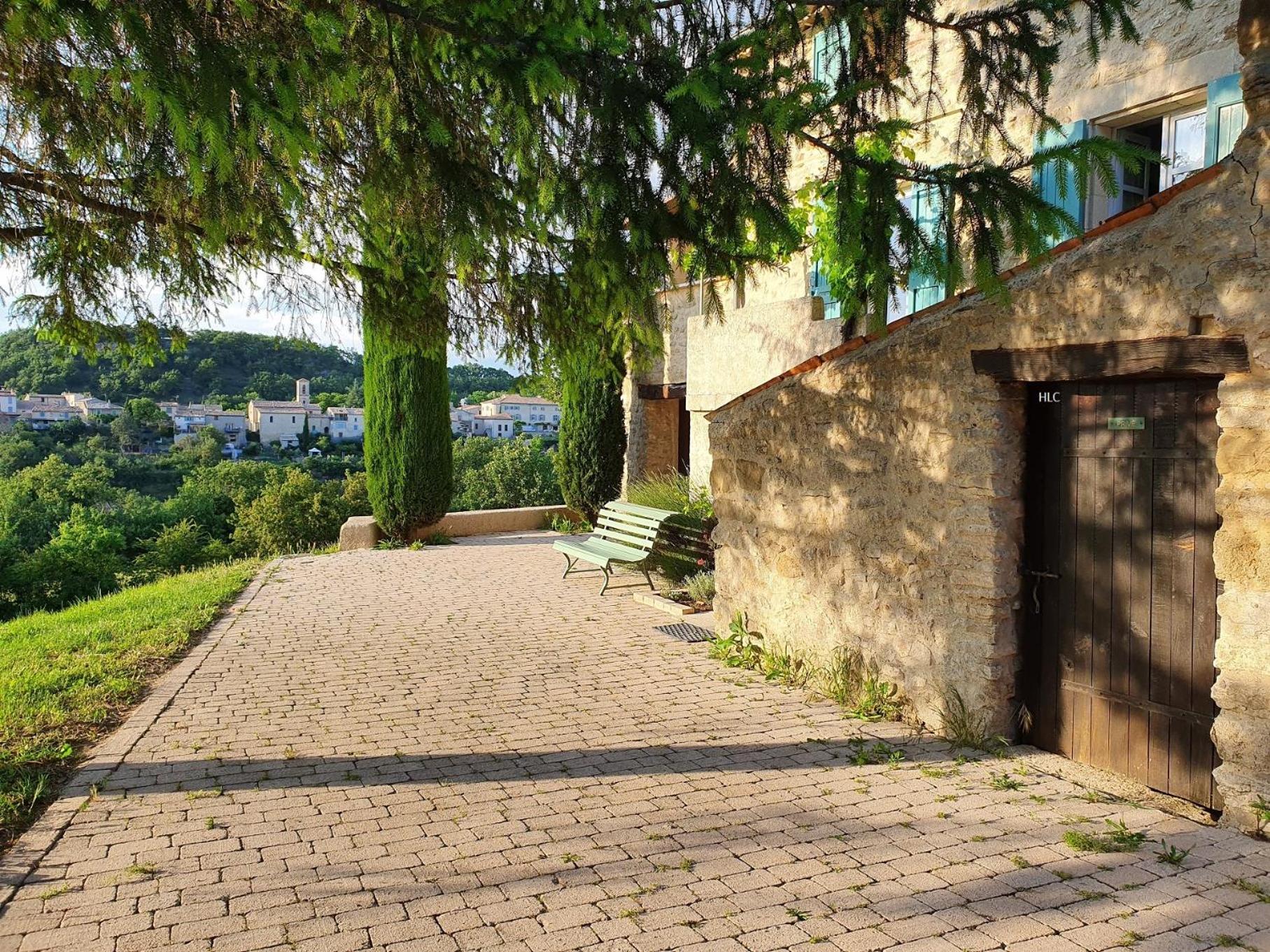 Les Demeures Du Clos Niozelles Екстериор снимка