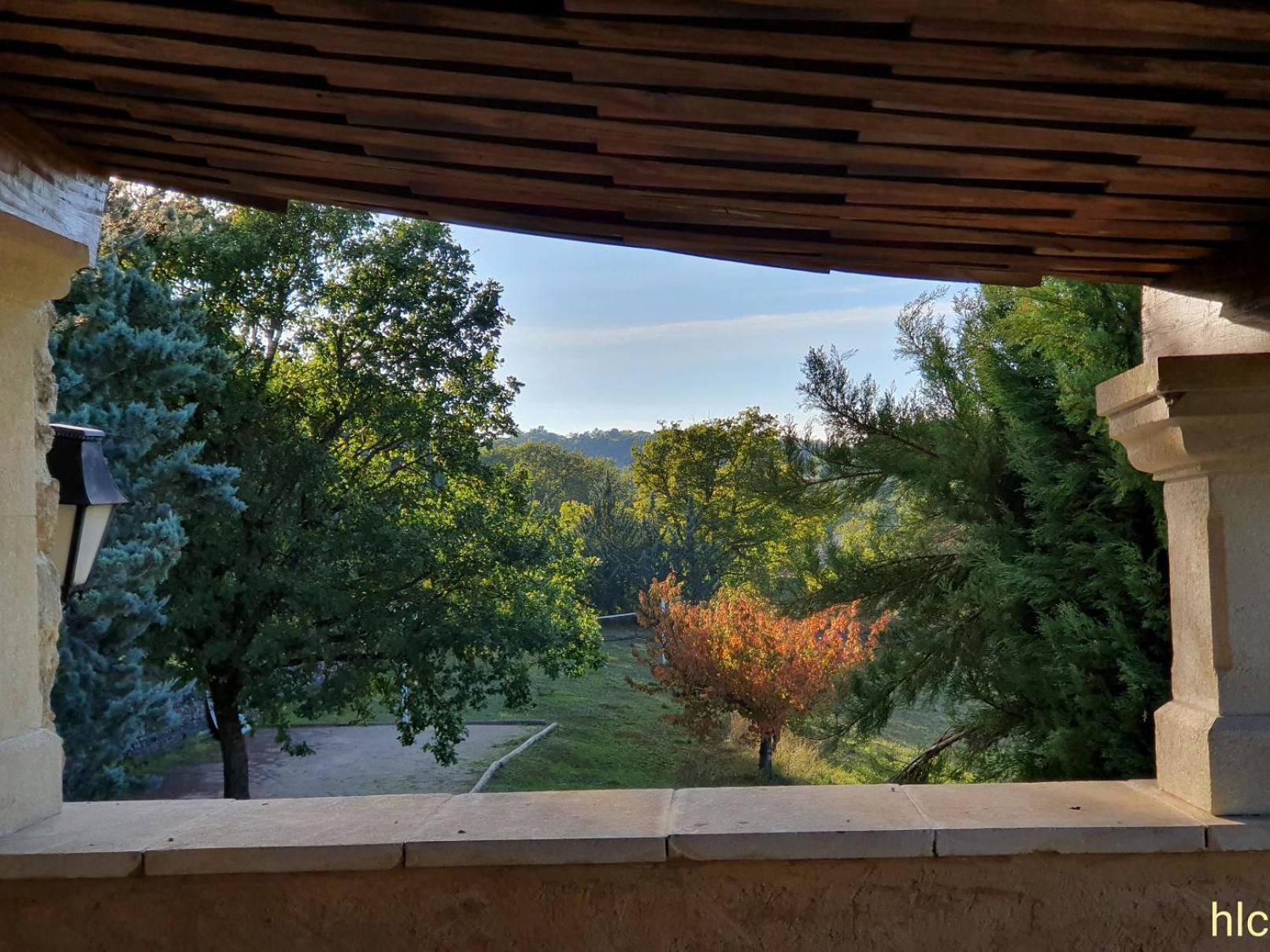 Les Demeures Du Clos Niozelles Стая снимка